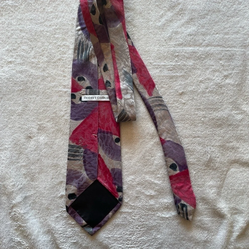 Robert Daskal Abstract Patterned Tie in Red and Purple